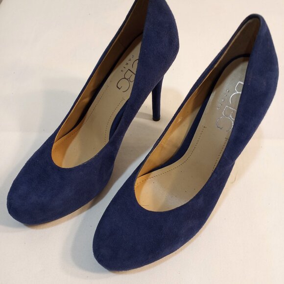 BCBG BLUE SUEDE HUGH HEEL PUMPS WOMEN SIZE 9.5 - Picture 1 of 7